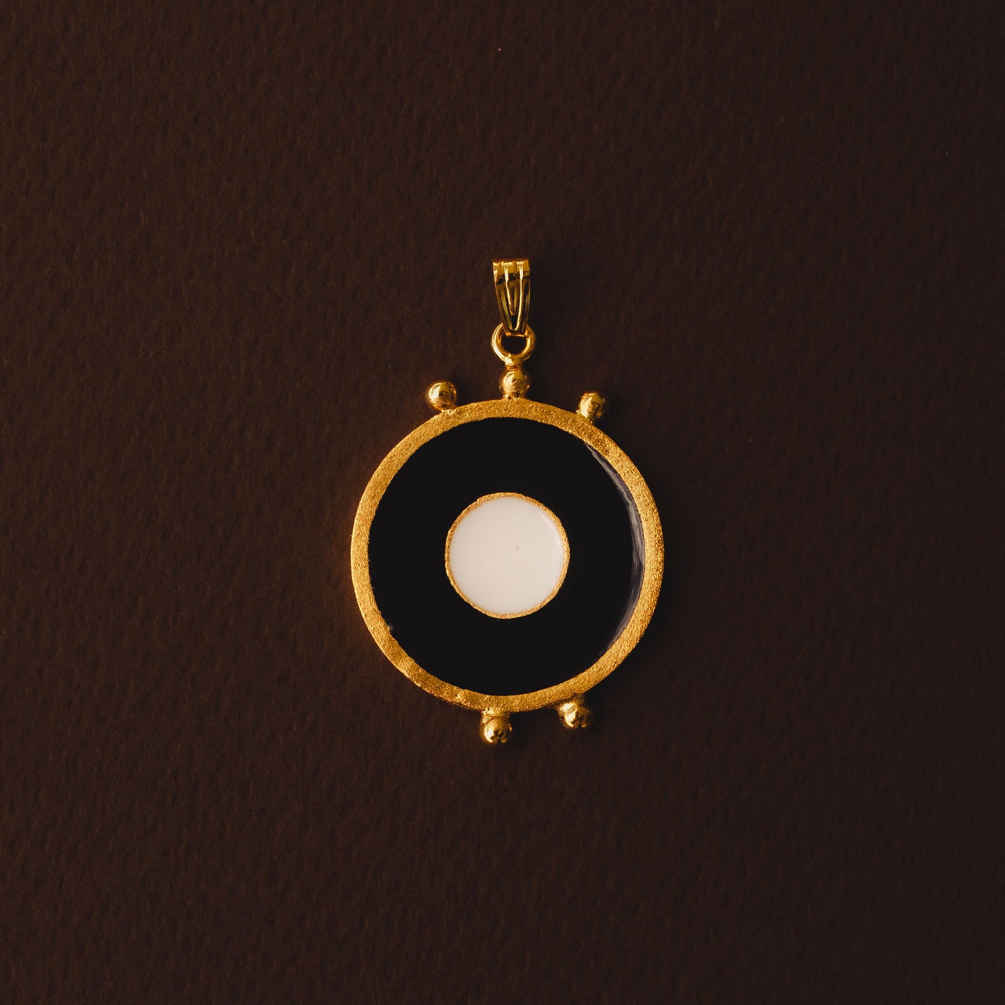 CHARM OPAL BLACK