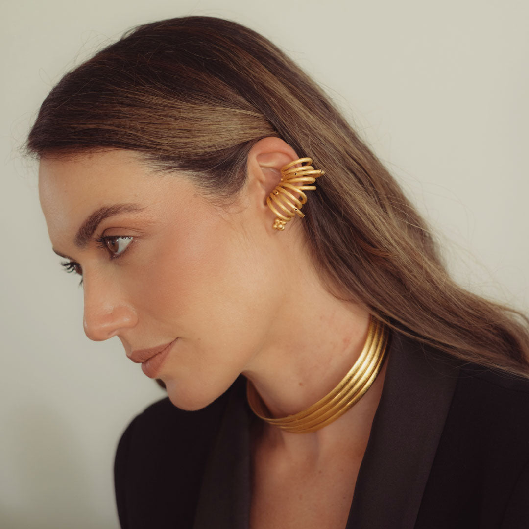 BIRMANIA WHITE EARCUFF