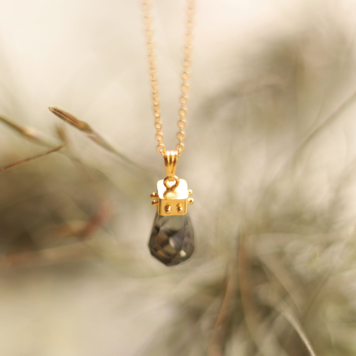 ABAKAVA CHARM