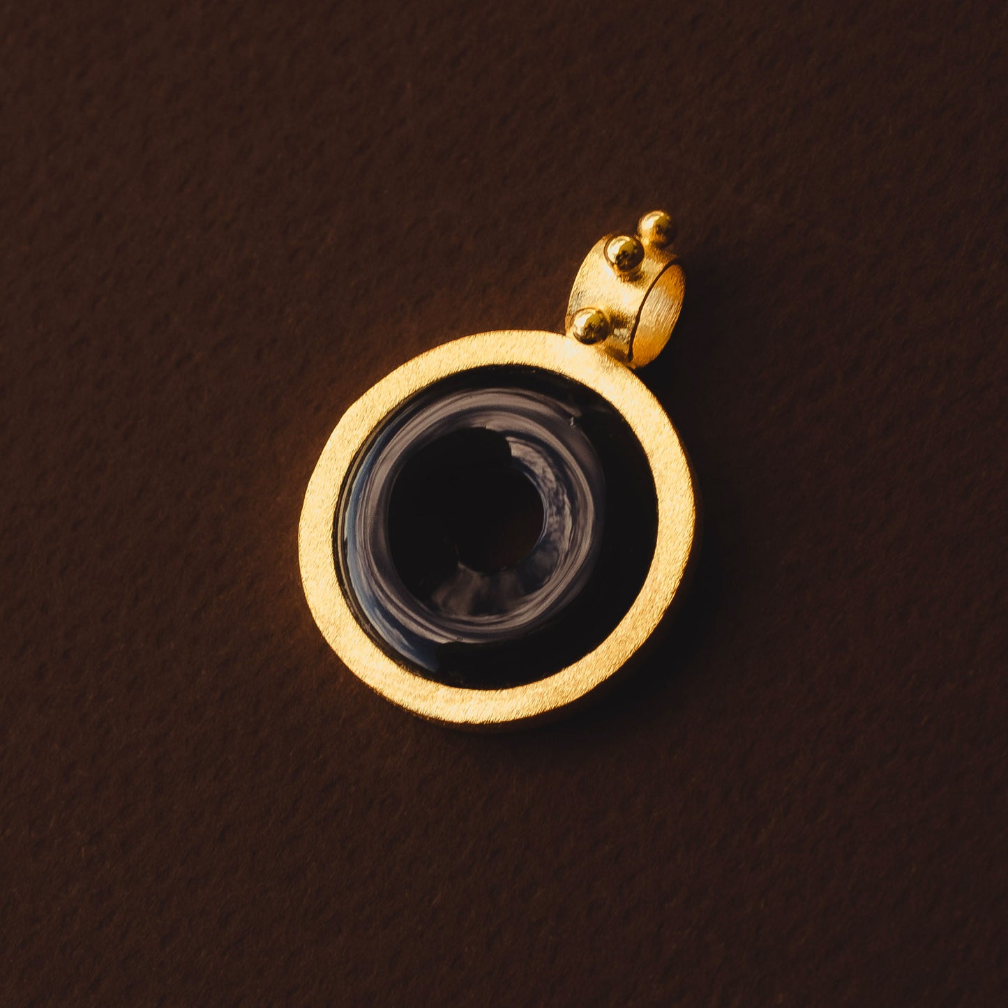 CHARM ECLIPSE