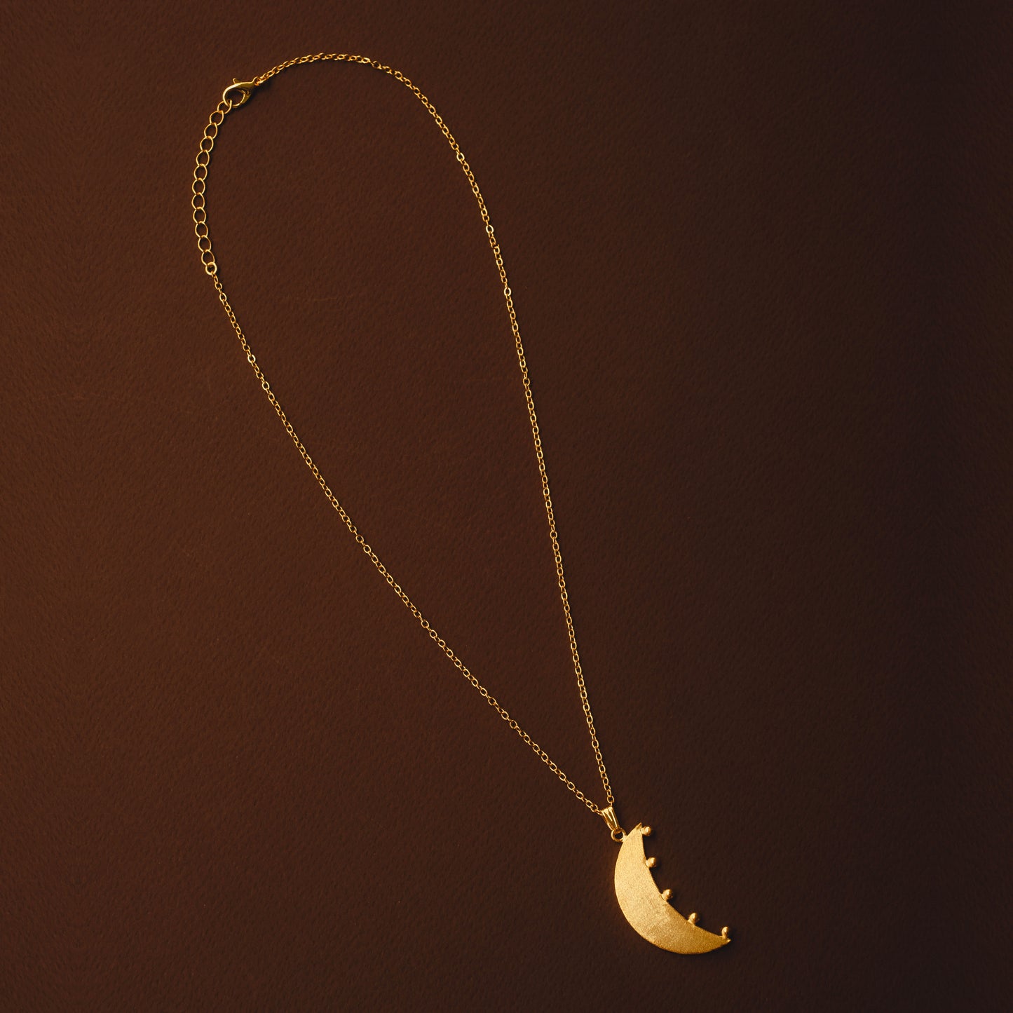 CADENA CORTA LUNARA